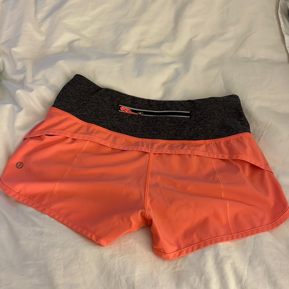 Lululemon size 4 speed up shorts